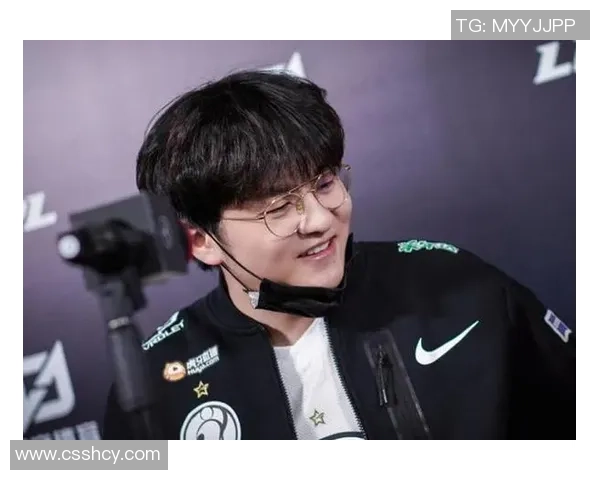 聚焦英雄联盟IG战队耐力训练与比赛表现的深度分析与探讨