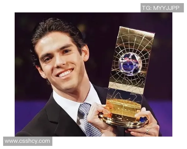 巴西足球传奇16号球衣背后的明星故事与辉煌成就